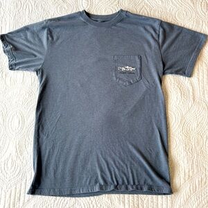 Men’s Medium Burlebo T-Shirt